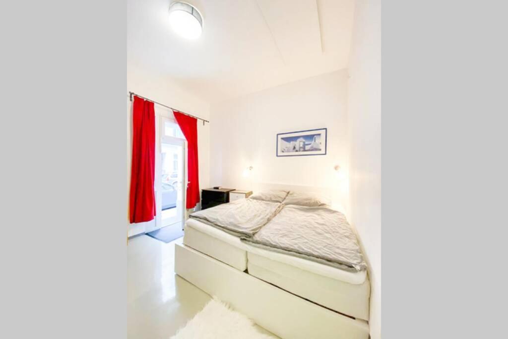 Studio,10 Min To Citycenter,33M,Smart Tv,Kingbed 维也纳 外观 照片